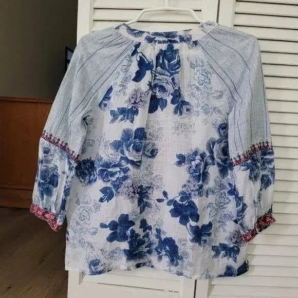 Johnny Was Effortless Peasant Blouse. - Picture 4 of 8